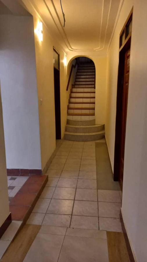 Moments Park Motel Dar es Salaam Exterior foto
